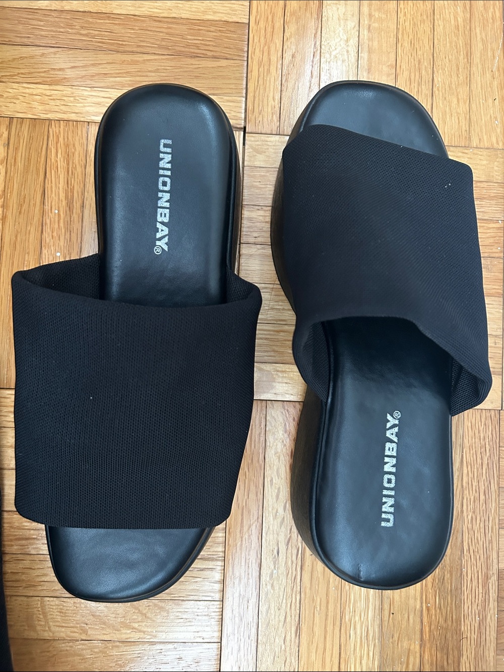 UNIONBAY Wide Strap Black Slide Sandals